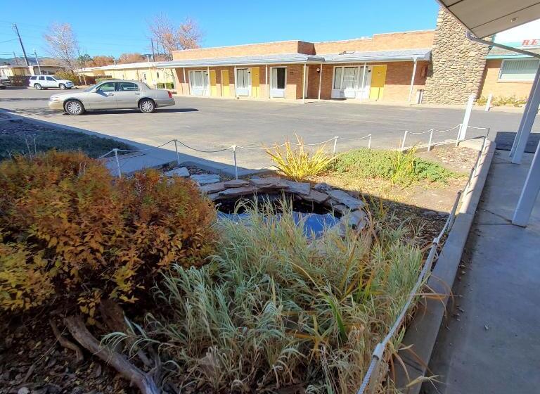 Robin Hood Motel