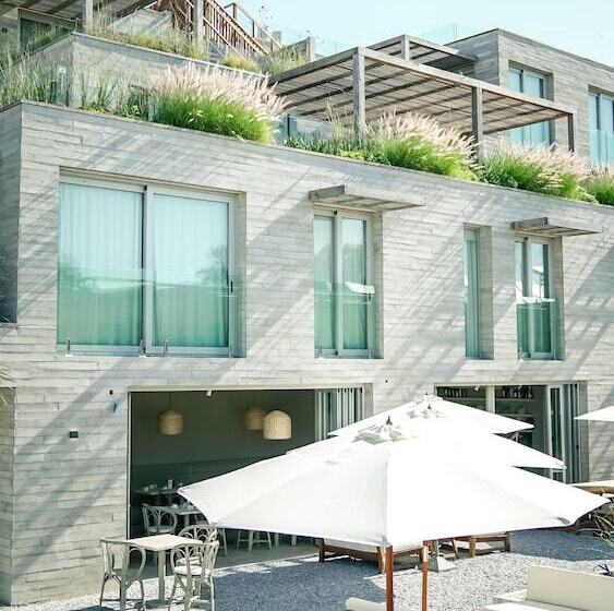 Casagrande Hotel & Beach Club