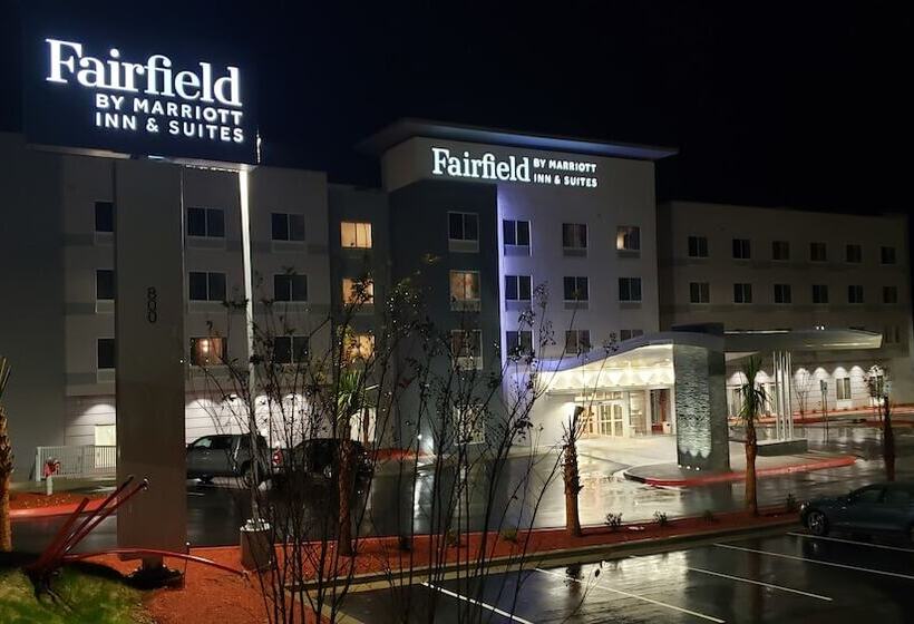 ホテル Fairfield Inn & Suites Seneca Clemson Univ Area