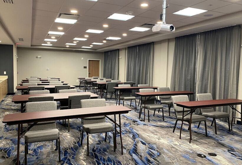 ホテル Fairfield Inn & Suites Seneca Clemson Univ Area