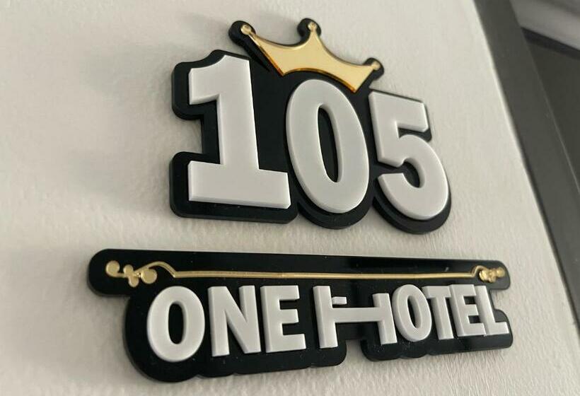 هتل One