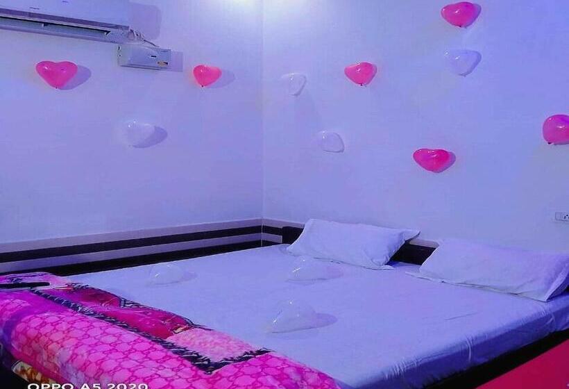 בית מלון כפרי Pop 83301 Suresh Chand