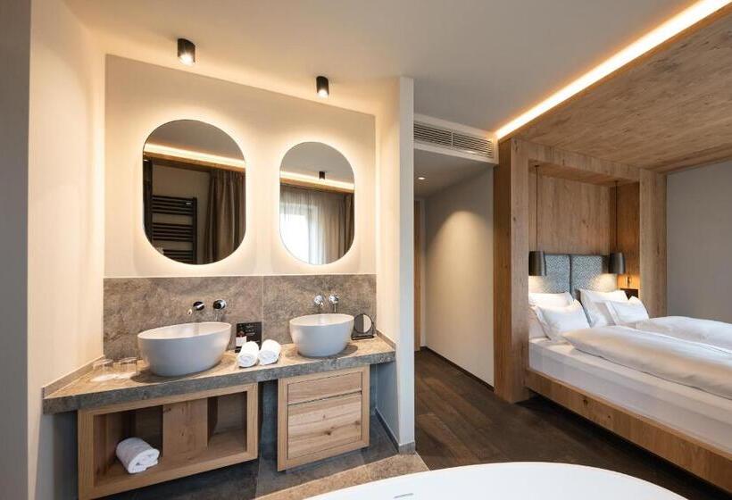 ホテル Santre Dolomythic Home