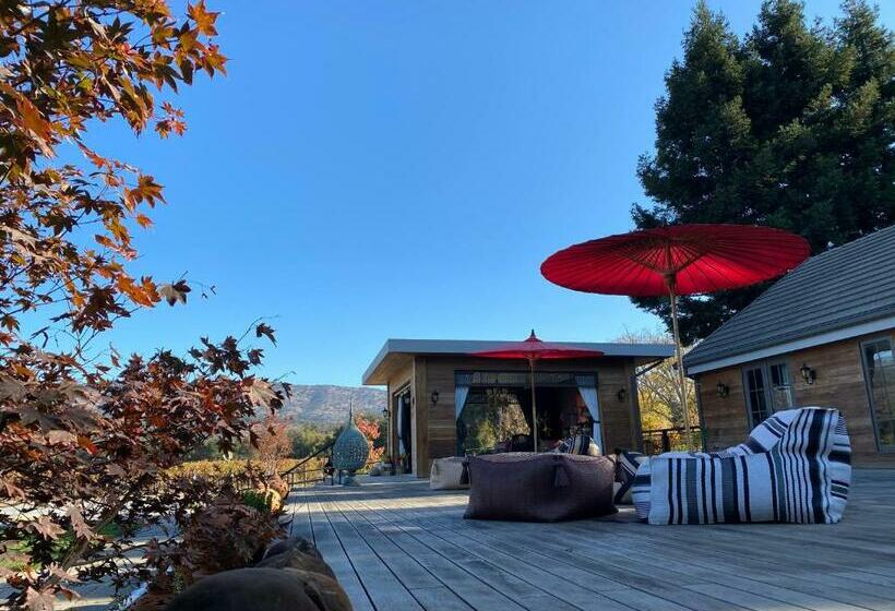 Bed and Breakfast Bann At Oak Knoll Napa