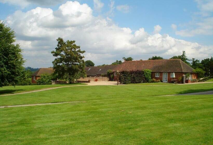 مبيت وإفطار Three Chimneys Farm Accommodation