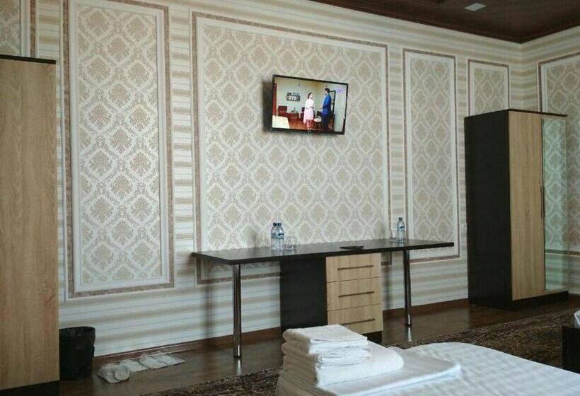 Hostel Farovon