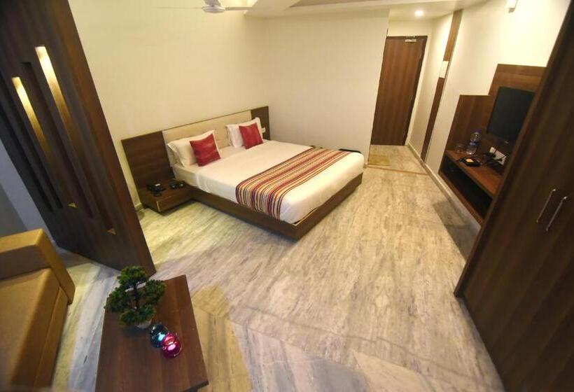 Отель Rajpath Inn