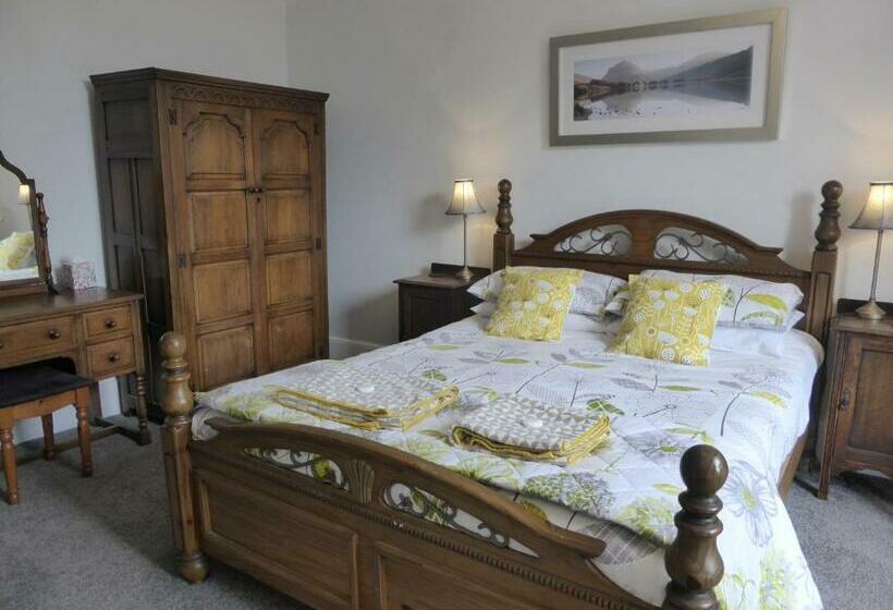 פנסיון Cookshayes Country Guest House