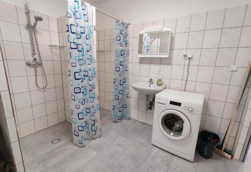 Пансион Lucky Hostel