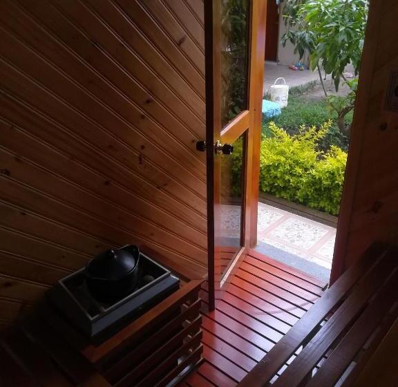 هاستل Alex Country House