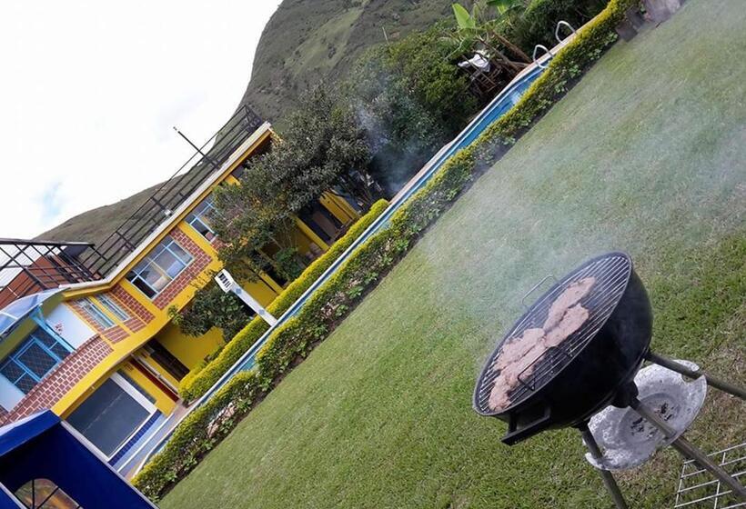 هاستل Alex Country House