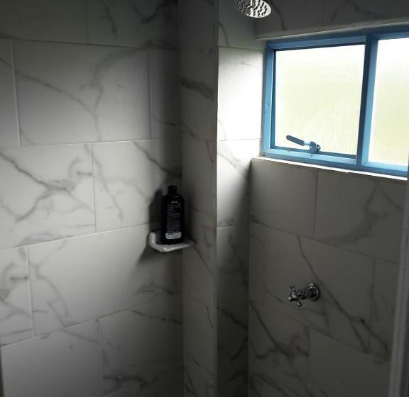 هاستل Alex Country House