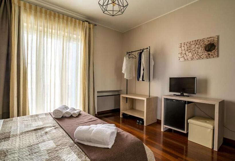 تختخواب و صبحانه A Casa Di Alberto