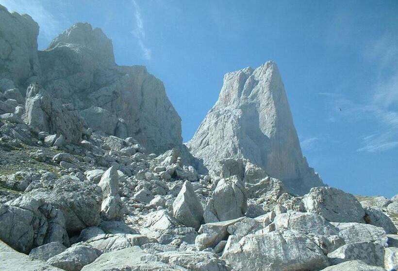 مبيت وإفطار El Caleyon