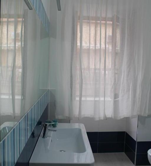 تختخواب و صبحانه La Terrazza Dei Tramonti