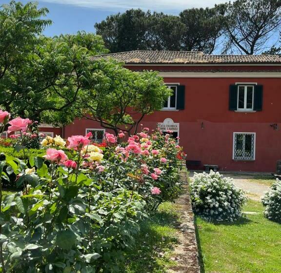 مبيت وإفطار Podere San Raffaele