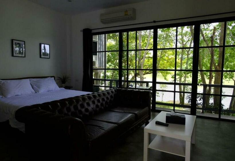 پانسیون Photharam126 Resort