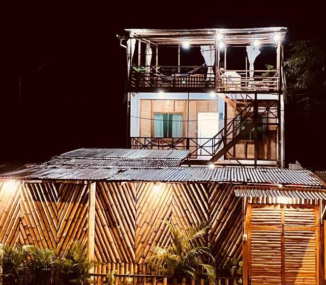 فندق صغير Qeru House