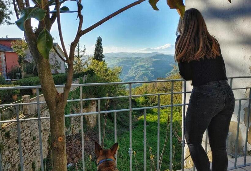 צימר Borgo Sciugolo