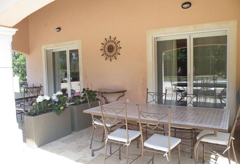 مبيت وإفطار Domaine Le Mas Sans Soucis