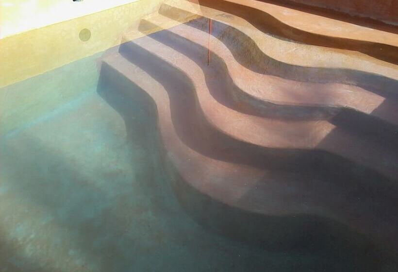 تختخواب و صبحانه Le Drom Blanc