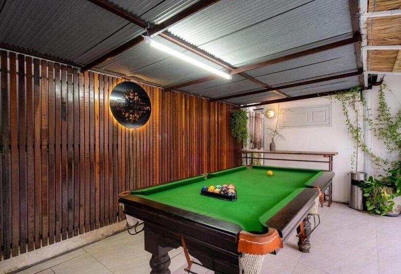 פנסיון Secret Garden Pool Villa