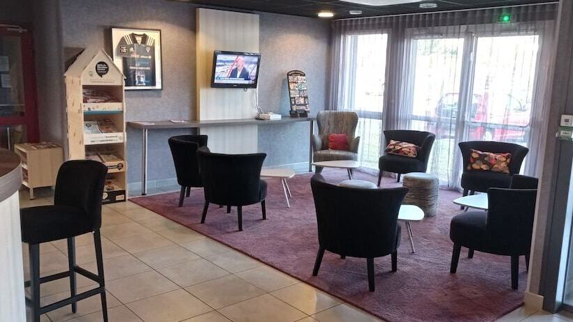 Brit Hotel Vannes Theix