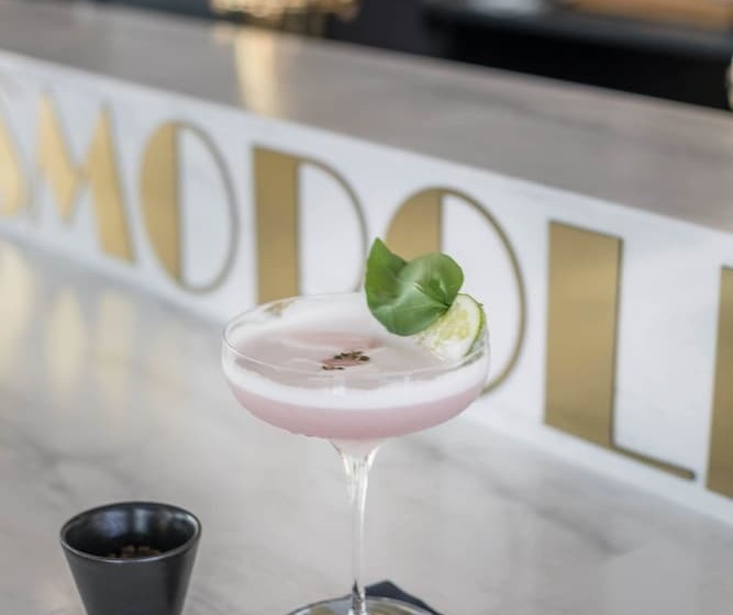 هتل Cosmopolitain