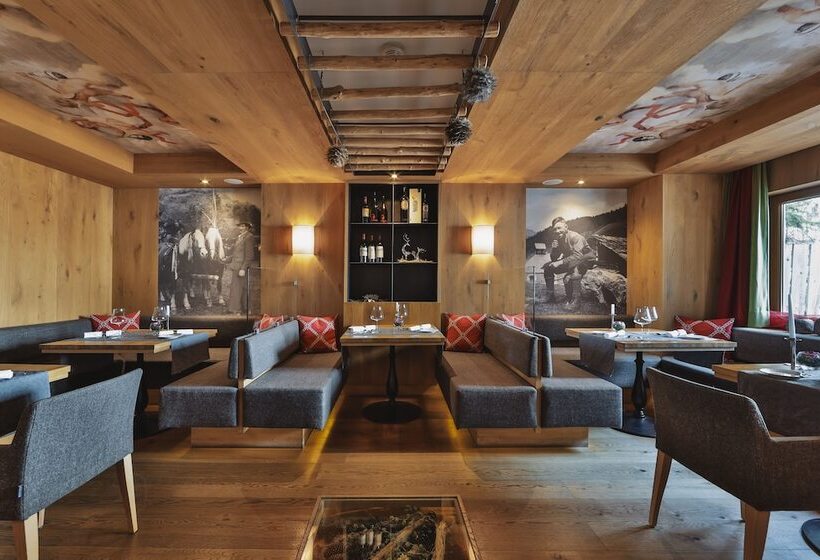 هتل Fliana Ischgl