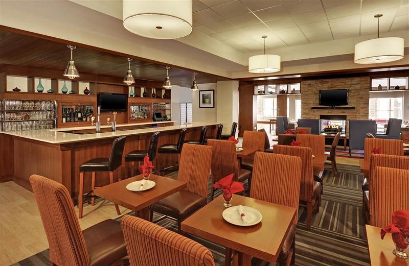 בית מלון כפרי Four Points By Sheraton Cambridge Kitchener, Ontario