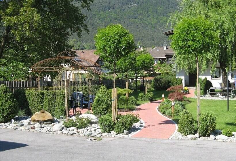 فندق Gasthof Zum Stollhofer