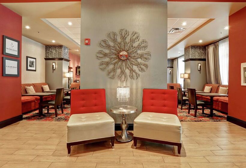בית מלון כפרי Hampton Inn By Hilton Chilliwack
