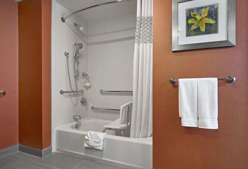 בית מלון כפרי Hampton Inn By Hilton Calgary Airport North
