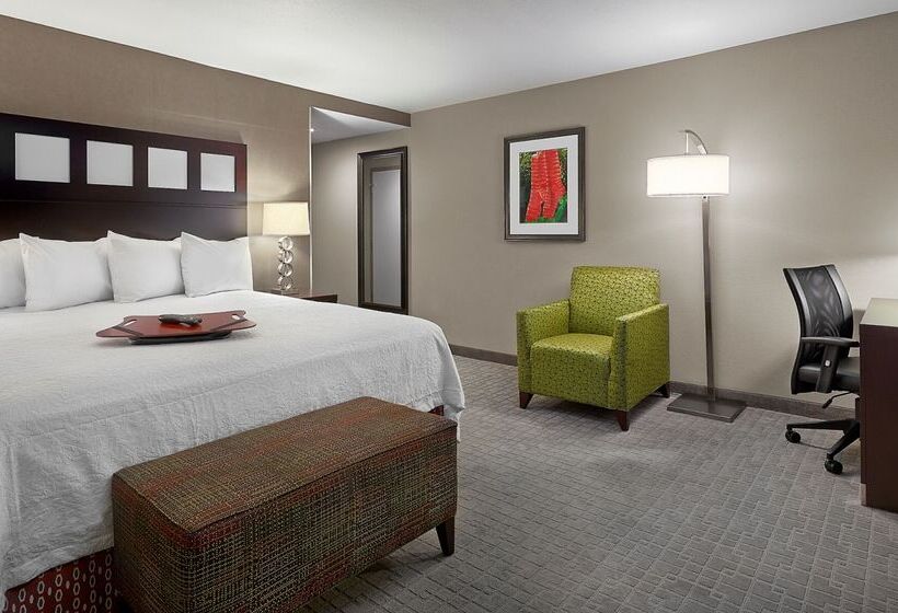 בית מלון כפרי Hampton Inn By Hilton Calgary Airport North