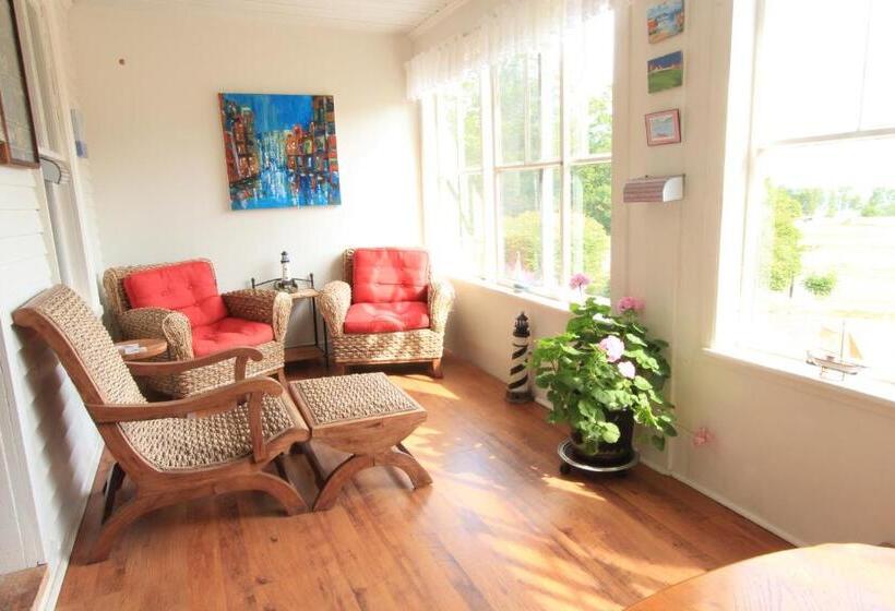 فندق Harbourview Inn