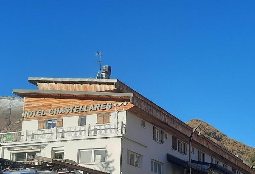 בית מלון כפרי Hôtel Chastellares