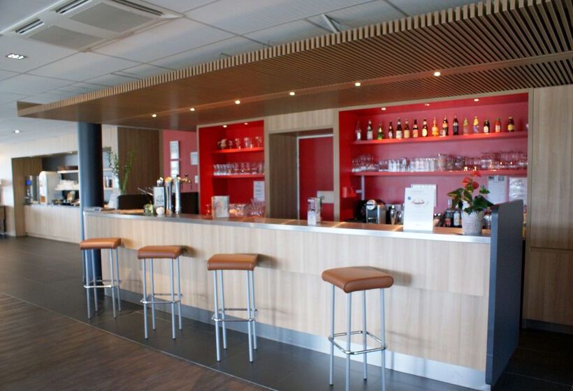 בית מלון כפרי Ibis Douai Dechy