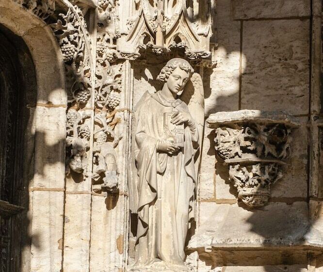 בית מלון כפרי Kyriad Rouen Sud  Val De Reuil