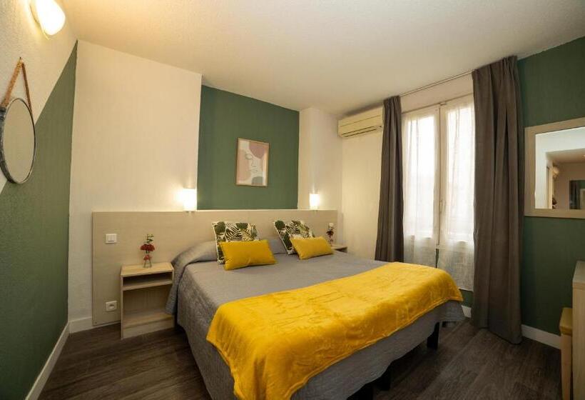 בית מלון כפרי Parisien