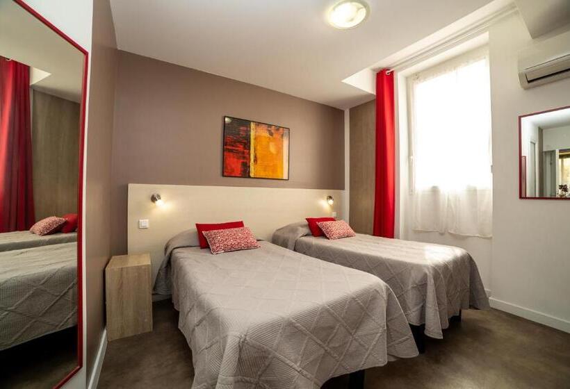 בית מלון כפרי Parisien