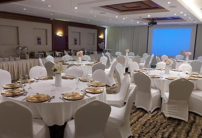 هتل Sumou Al Khobar