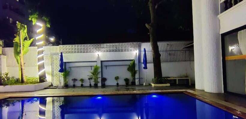 בית מלון כפרי Villa Samnang Boutique