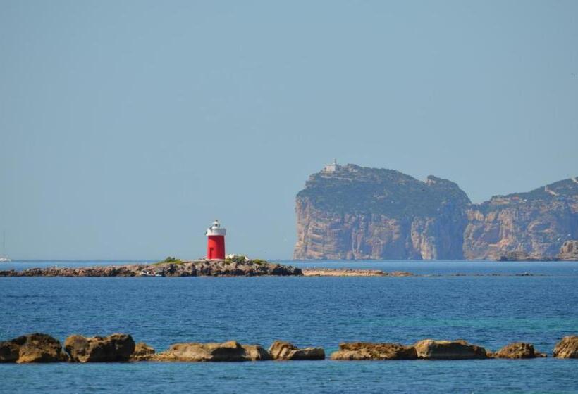 تختخواب و صبحانه Antonhouse