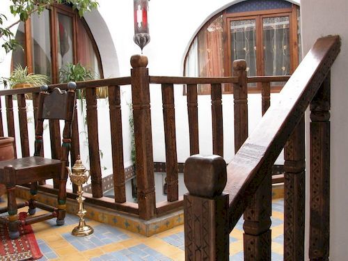 تختخواب و صبحانه Dar Meziana