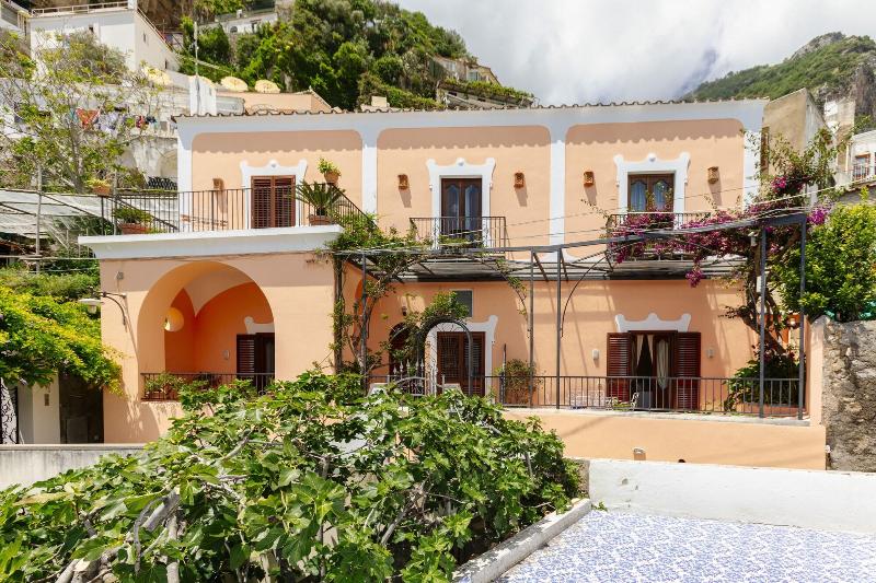 تختخواب و صبحانه Villa Principe Giovanni