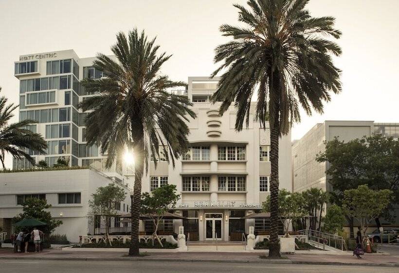 هتل Iberostar Waves Berkeley Shore