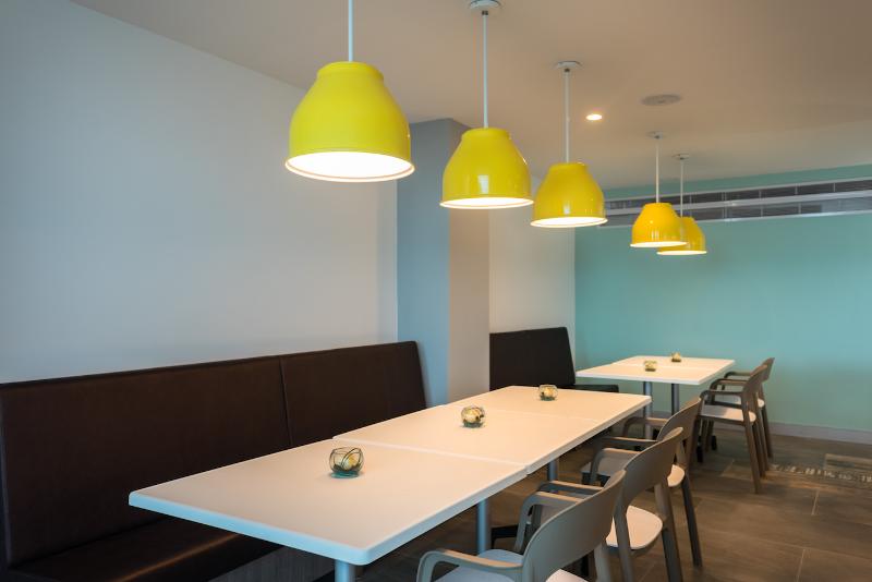 هتل Calypso Beach