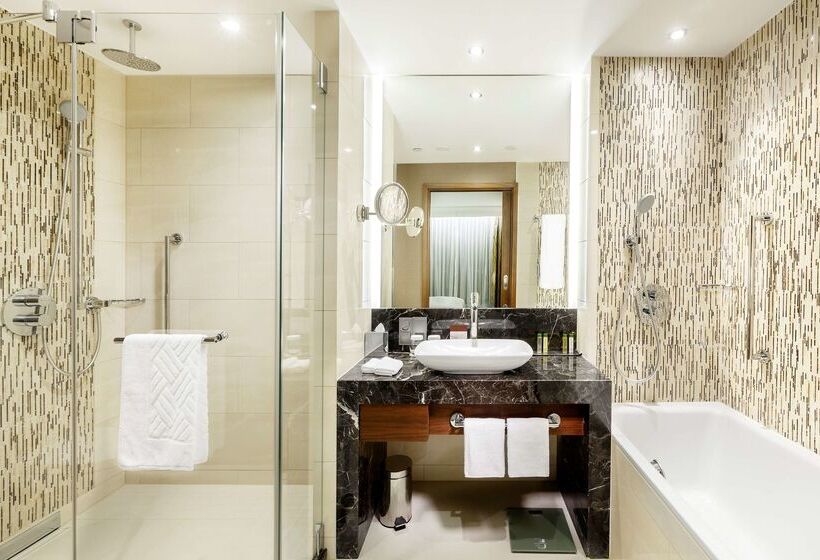 Doubletree By Hilton Hotel & Conference Centre Warsaw