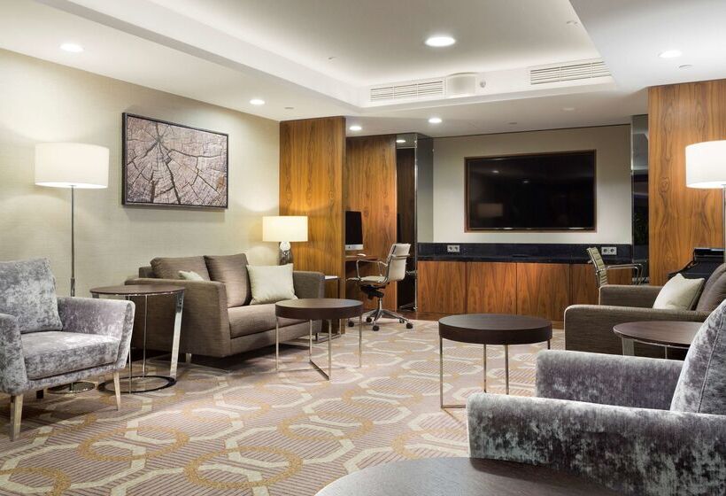 Doubletree By Hilton Hotel & Conference Centre Warsaw