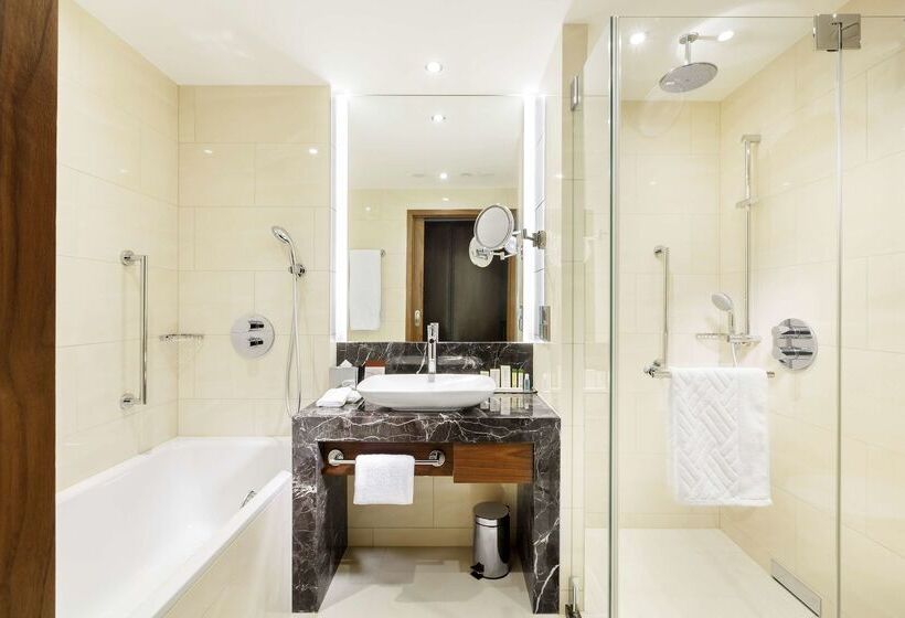 Doubletree By Hilton Hotel & Conference Centre Warsaw